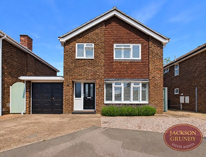 4 Bedroom Detached House For Sale In East Leys Court, Moulton, NN3