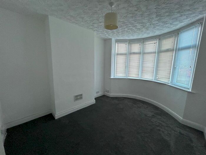 3 Bedroom Terraced House To Rent In Haig Avenue, Rochester, ME1