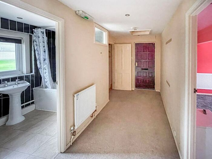 2 Bedroom Flat For Sale In Flat Wroxall House, High Street, Wroxall, Ventnor, Isle Of Wight, PO38