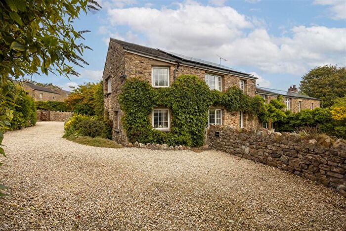 4 Bedroom Semi-Detached House For Sale In Stonestar, Burton In Lonsdale, LA6