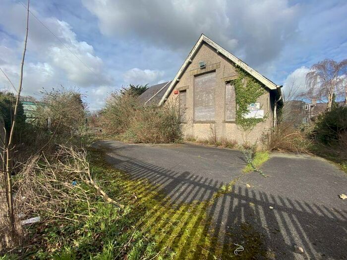 Property For Sale In Bangor, Gwynedd. By Online Auction Provisional