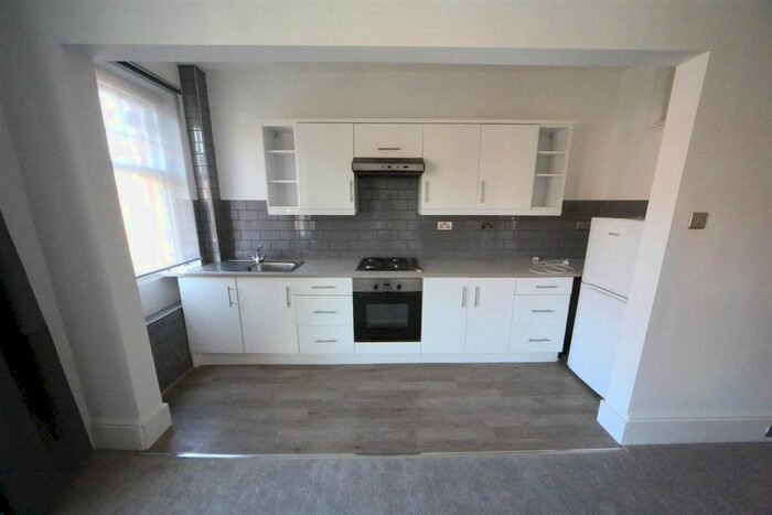 1 Bedroom Flat For Sale In Greencroft Gardens, South Hampstead, NW6