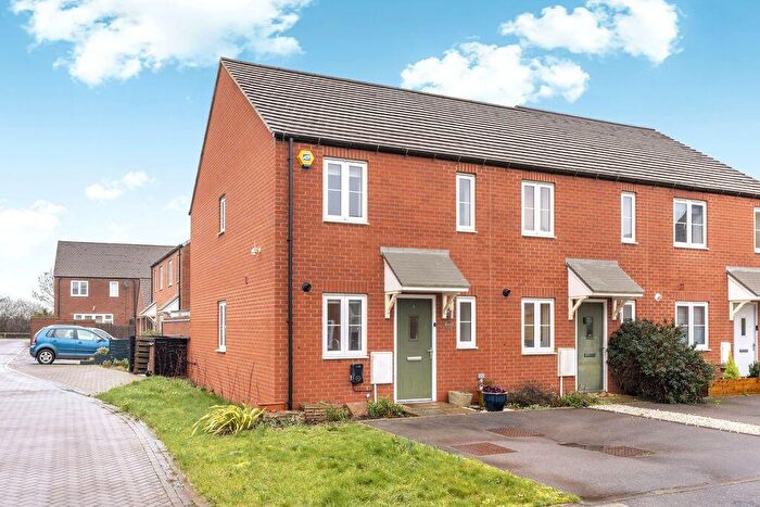 2 Bedroom Terraced House For Sale In Swift Drive, Bodicote, OX15
