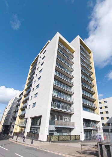 1 Bedroom Apartment To Rent In Aqua Vista Square, London, E3