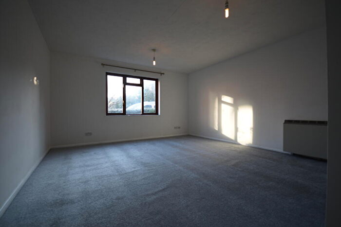 2 Bedroom Apartment To Rent In Rowe Court, Grovelands Road, Reading, RG30