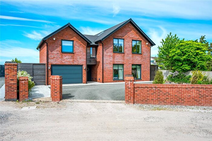 6 Bedroom Detached House For Sale In Blackpool Road, Poulton-le-Fylde, Lancashire, FY6