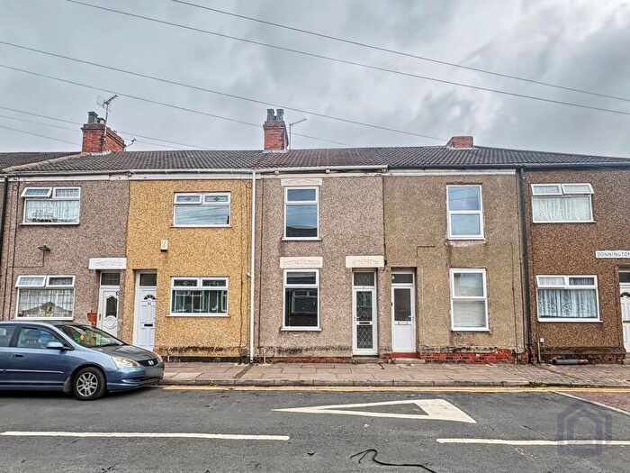 3 Bedroom Terraced House For Sale In Donnington Street, Grimsby, DN32