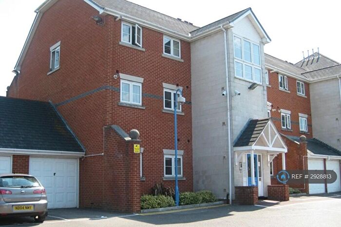 2 Bedroom Flat To Rent In Horseshoe Bridge, Southampton, SO17