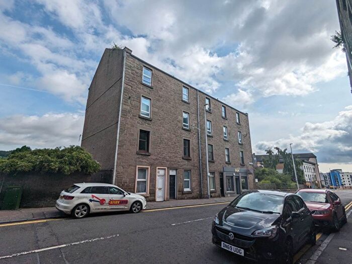 2 Bedroom Flat To Rent In Blackness Road, Dundee, DD1