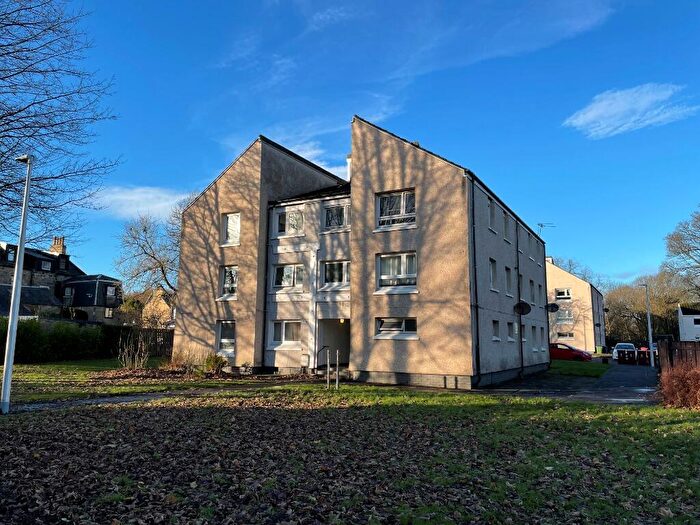 2 Bedroom Flat To Rent In Kilbirnie Terrace, Denny, Falkirk, FK6
