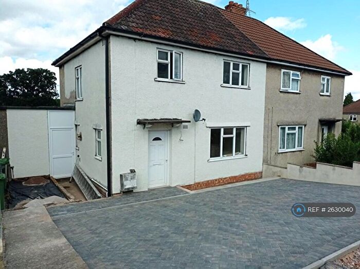 3 Bedroom Semi-Detached House To Rent In Mulberry Drive, Bristol, BS15