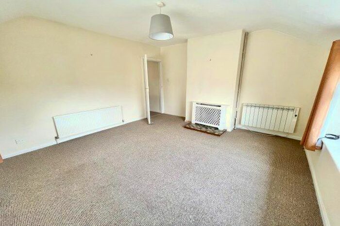 1 Bedroom Flat To Rent In Beaulieu Road, Christchurch, BH23