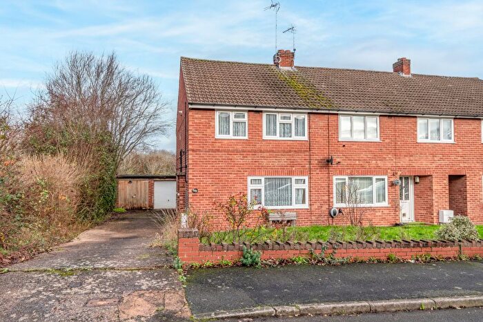 3 Bedroom End Of Terrace House For Sale In Harport Road, Greenlands, Redditch, B98