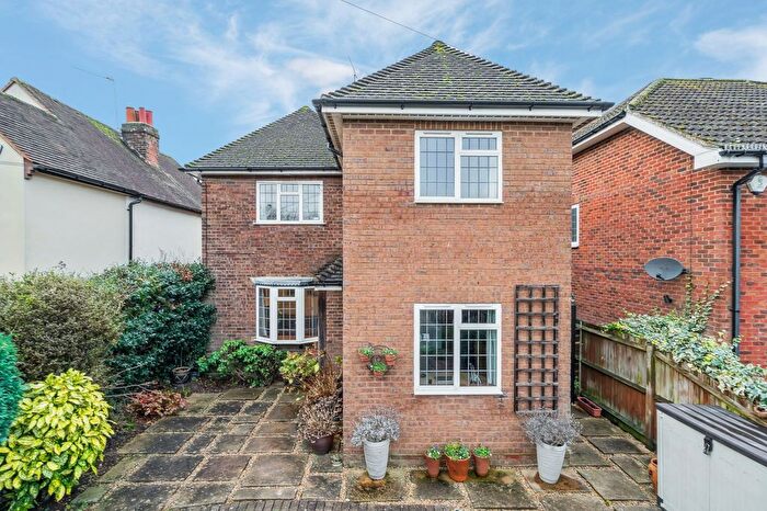 4 Bedroom Detached House For Sale In Amersham Road, Beaconsfield, HP9