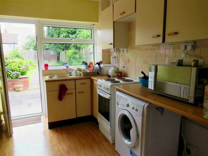 3 Bedroom House To Rent In Wood Lane, Woodgate, Birmingham, B32
