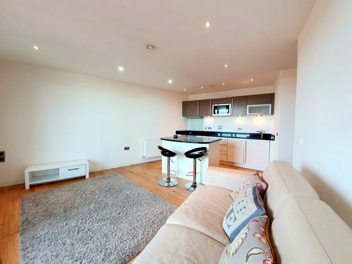 1 Bedroom Apartment To Rent In Candle House Wharf Approach Leeds, LS1