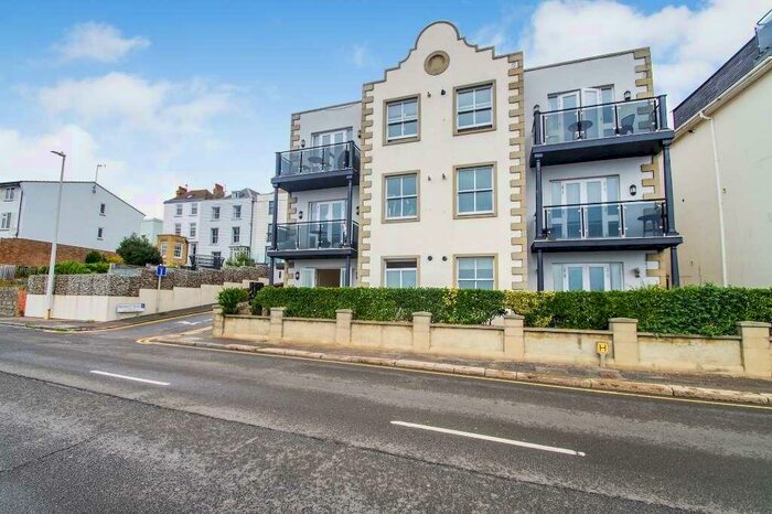 2 Bedroom Apartment To Rent In The Esplanade, Folkestone, CT20