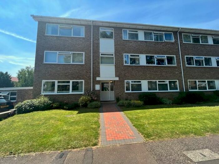 2 Bedroom Apartment To Rent In Kirkwood Close, Peterborough, PE3