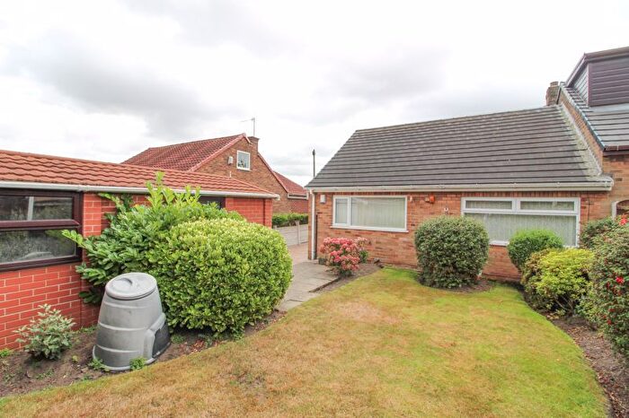2 Bedroom Semi-detached Bungalow For Sale In Mill House View, Upholland, WN8