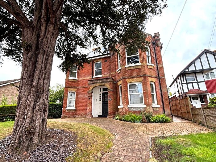 1 Bedroom Flat To Rent In Whitstable Road, Canterbury, Kent, CT2