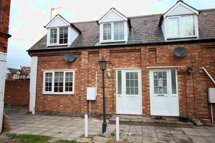 2 Bedroom Terraced House To Rent In Hurst Mews, Hurst Grove, MK40