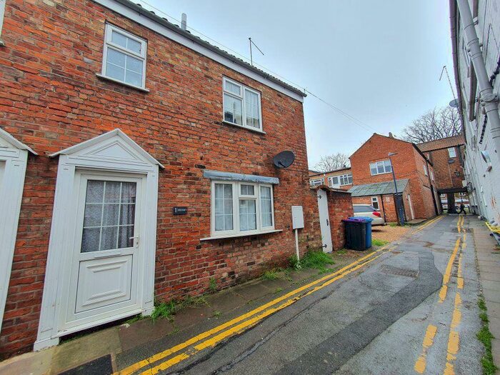 2 Bedroom House To Rent In Mews Cottage, Boston, PE21