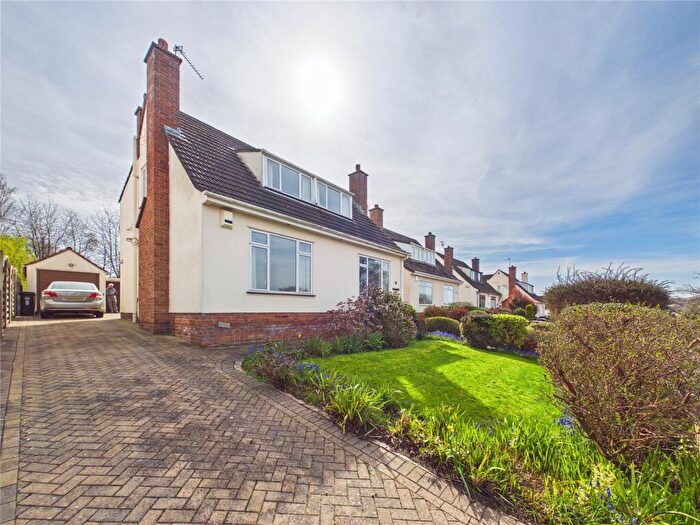 3 Bedroom Detached House For Sale In Glenside Close, Bristol, BS16