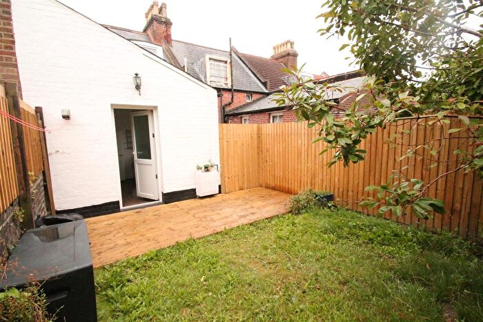 3 Bedroom Maisonette To Rent In St. Peters Road, St. Leonards-On-Sea, TN37