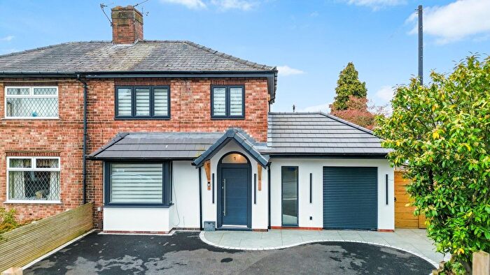 3 Bedroom Semi Detached House For Sale In Bennett Avenue, Warrington, WA1