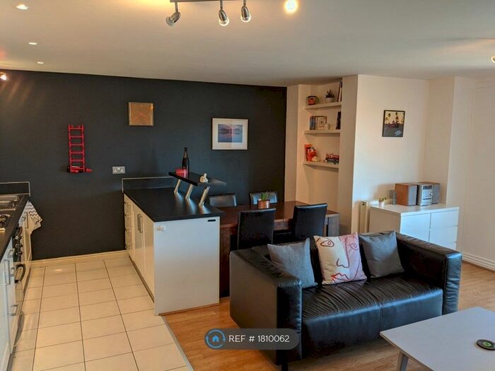 2 Bedroom Flat To Rent In Boulevard House, Brighton, BN1