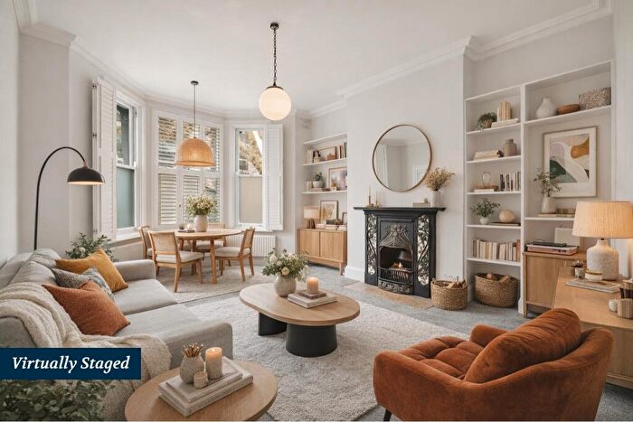 1 Bedroom Flat For Sale In Kilburn Park Road, Kilburn, NW6