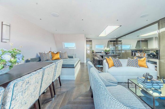 3 Bedroom Flat To Rent In Prince Of Wales Terrace, High Street Kensington, London, W8