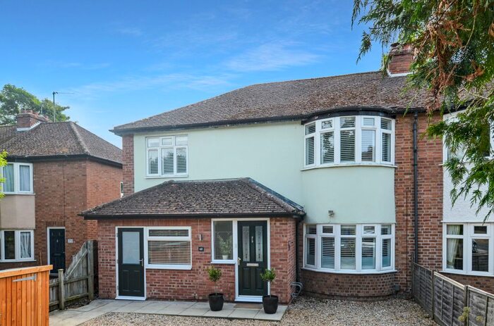 4 Bedroom Semi-detached House To Rent In London Road, Stapleford, Cambridge, CB22