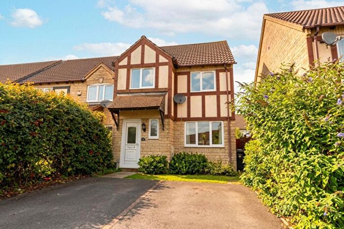 3 Bedroom Detached House To Rent In Dewfalls Drive, Bradley Stoke, Bristol, Gloucestershire, BS32