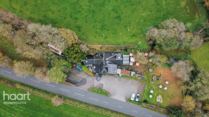 3 Bedroom Character Property For Sale In Mitchel Troy Road, Monmouth, NP25