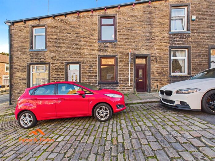 2 Bedroom Terraced House To Rent In Portland Street, Colne, BB8