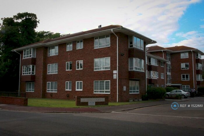 2 Bedroom Flat To Rent In North Drive, Brighton, BN2