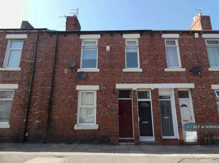 3 Bedroom Flat To Rent In Lemon Street, South Shields, NE33