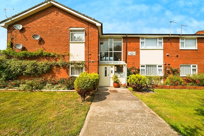 1 Bedroom Flat For Sale In Gateacre Court, Ellesmere Port, CH66