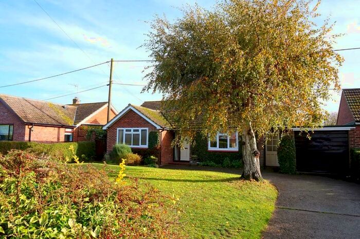 2 Bedroom Detached Bungalow To Rent In Ipswich Road, Harkstead, IP9
