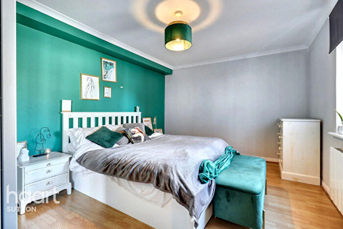 1 Bedroom Apartment For Sale In Western Road, Sutton, SM1
