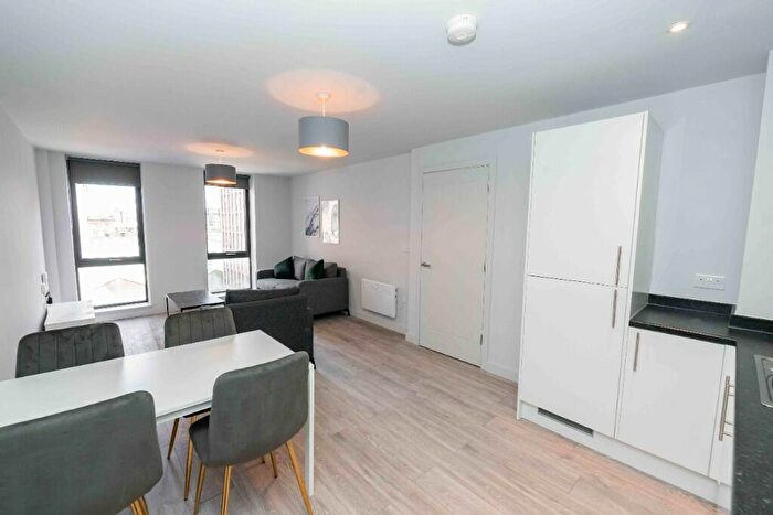 2 Bedroom Apartment To Rent In Neptune Place, Liverpool, Merseyside, L8