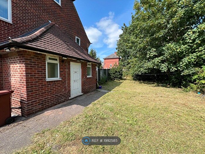 2 Bedroom Flat To Rent In Church Lane, Manchester, M9