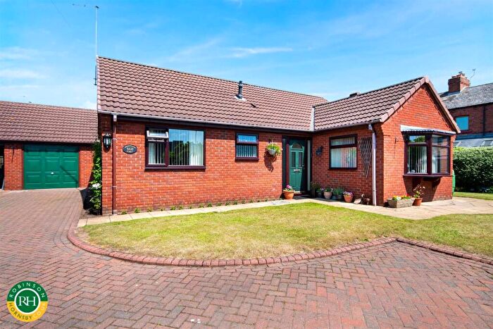 2 Bedroom Detached Bungalow For Sale In Sunderland Street, Tickhill, Doncaster, DN11