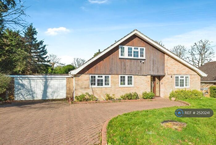 3 Bedroom Detached House To Rent In Woodlands Park, Tadworth, KT20