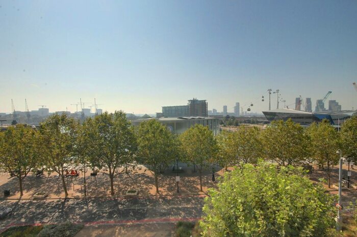 1 Bedroom Flat To Rent In Adriatic Apartments, Western Gateway, E16