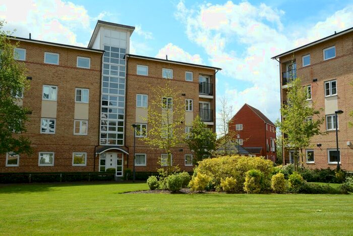 2 Bedroom Apartment To Rent In St Josephs Green, Welwyn Garden City, AL7