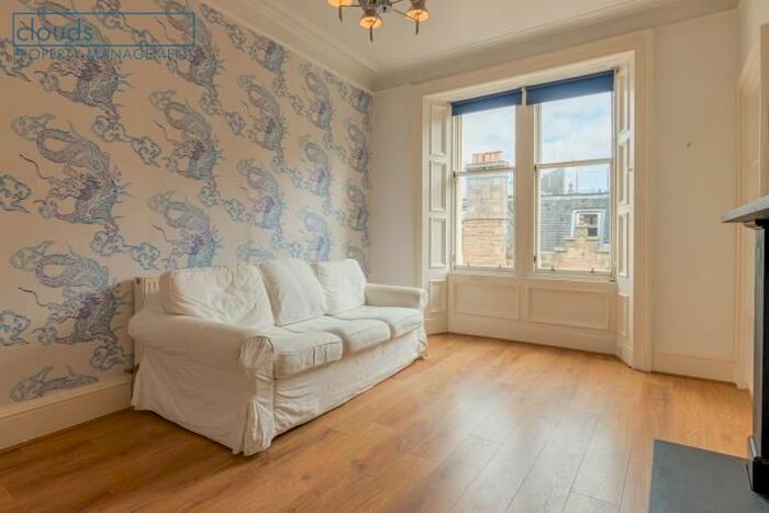 2 Bedroom Flat To Rent In Jeffrey Street, Old Town, EH1