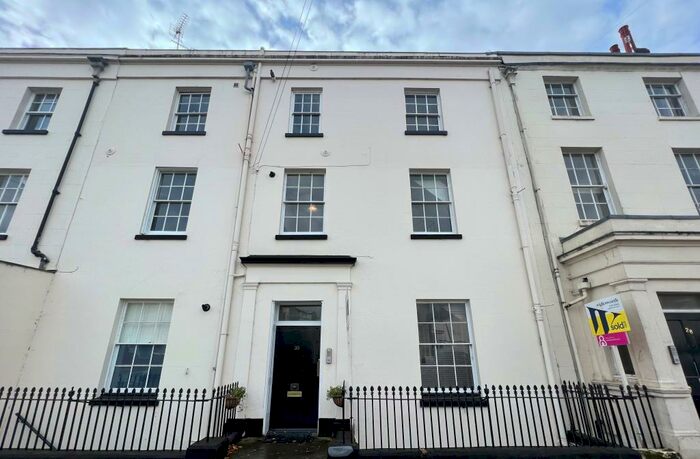 3 Bedroom Penthouse To Rent In Portland Place West, Leamington Spa, CV32
