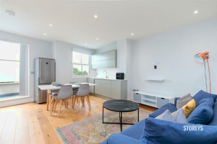 2 Bedroom Apartment To Rent In Torriano Avenue, Kentish Town, London, NW5